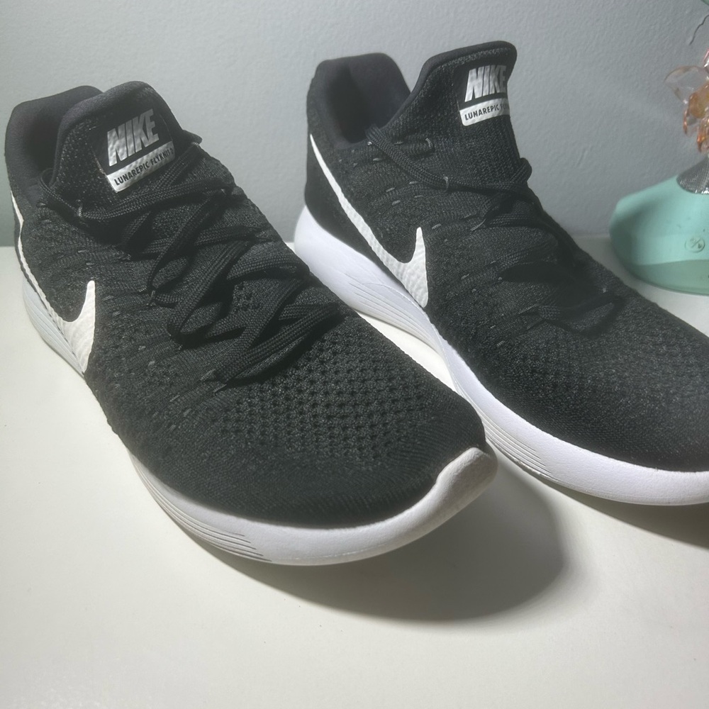 Women’s Nike Lunarepic Black and White Sneakers with Knit Upper